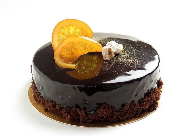チョコレートデコレーションケーキ