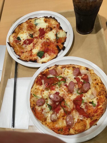 メニュー 一覧 ピザハット 「一人でもピザを楽しみたい！」という声に応えたピザハットの新商品おひとりさま専用のピザセット「MY BOX（マイボックス）」2021年1月12日（火）から全国440店舗以上で販売開始