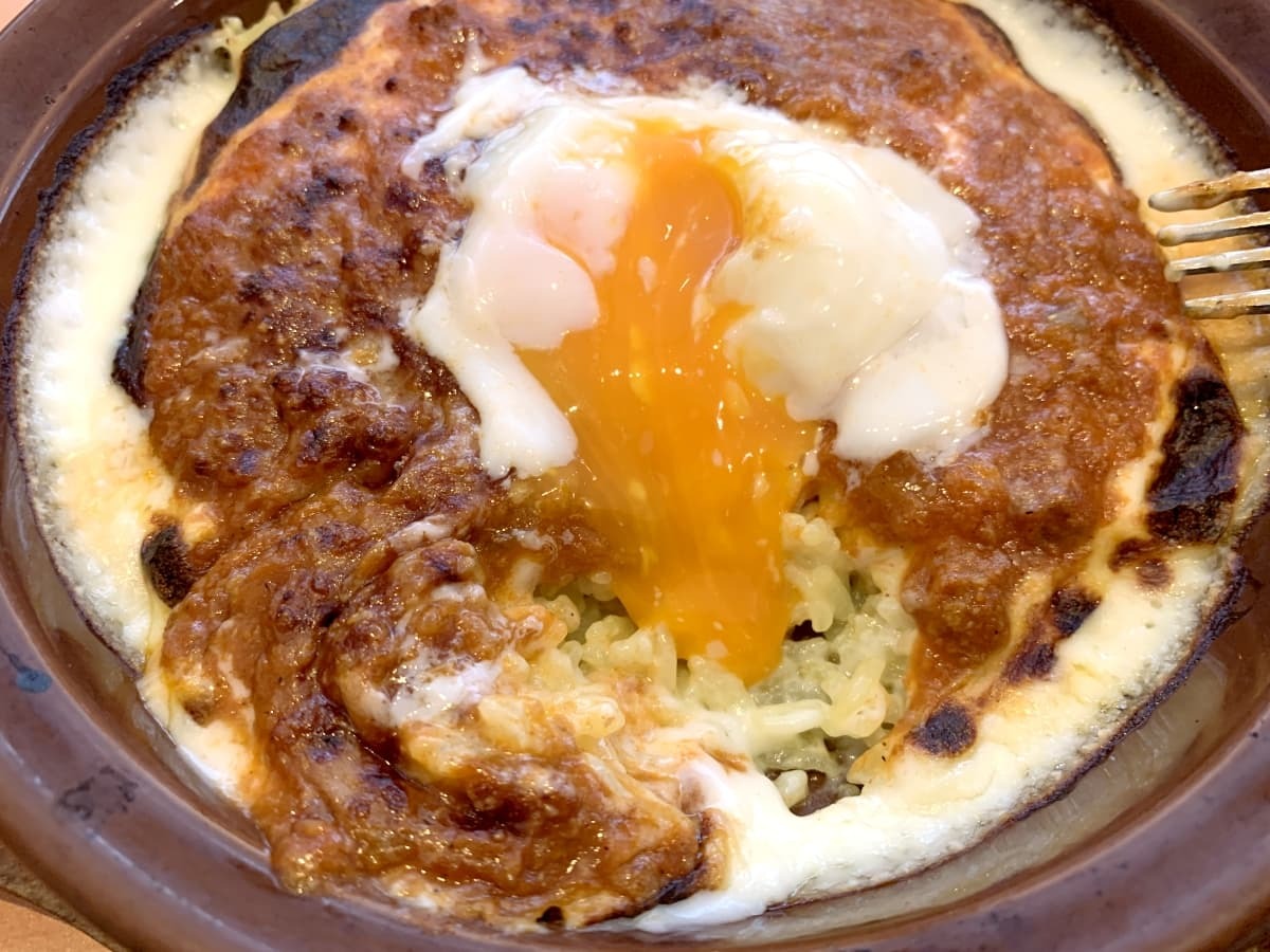 サイゼリヤ 半熟卵のミラノ風ドリア