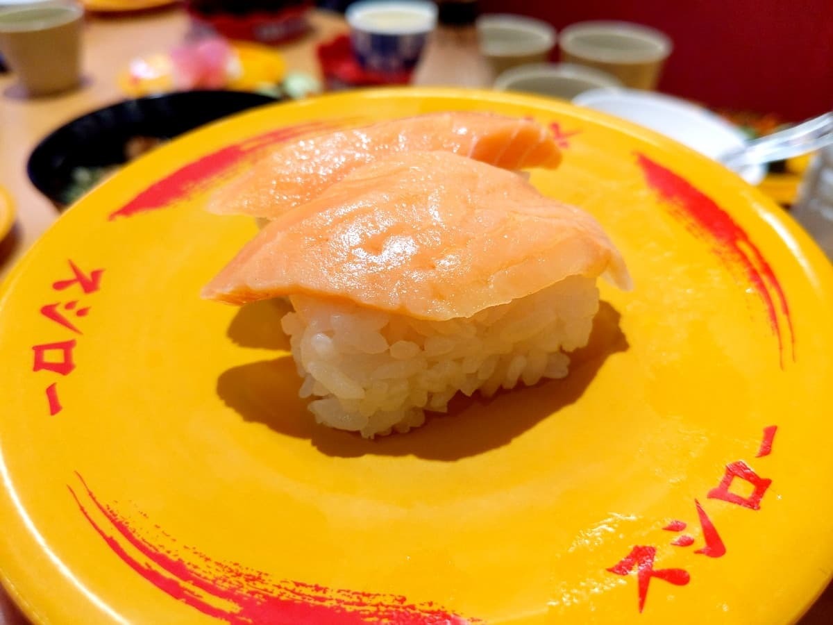 スシロー 寿司単品 サーモン