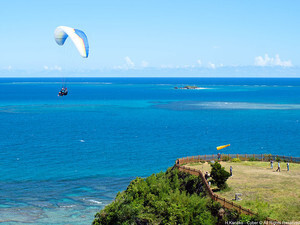 沖縄の綺麗な海おすすめ21選 人気の絶景カフェもまとめて紹介 Jouer ジュエ