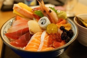 糸島の海の幸を海鮮丼で味わおう ランチもおすすめの穴場店を教えます Jouer ジュエ