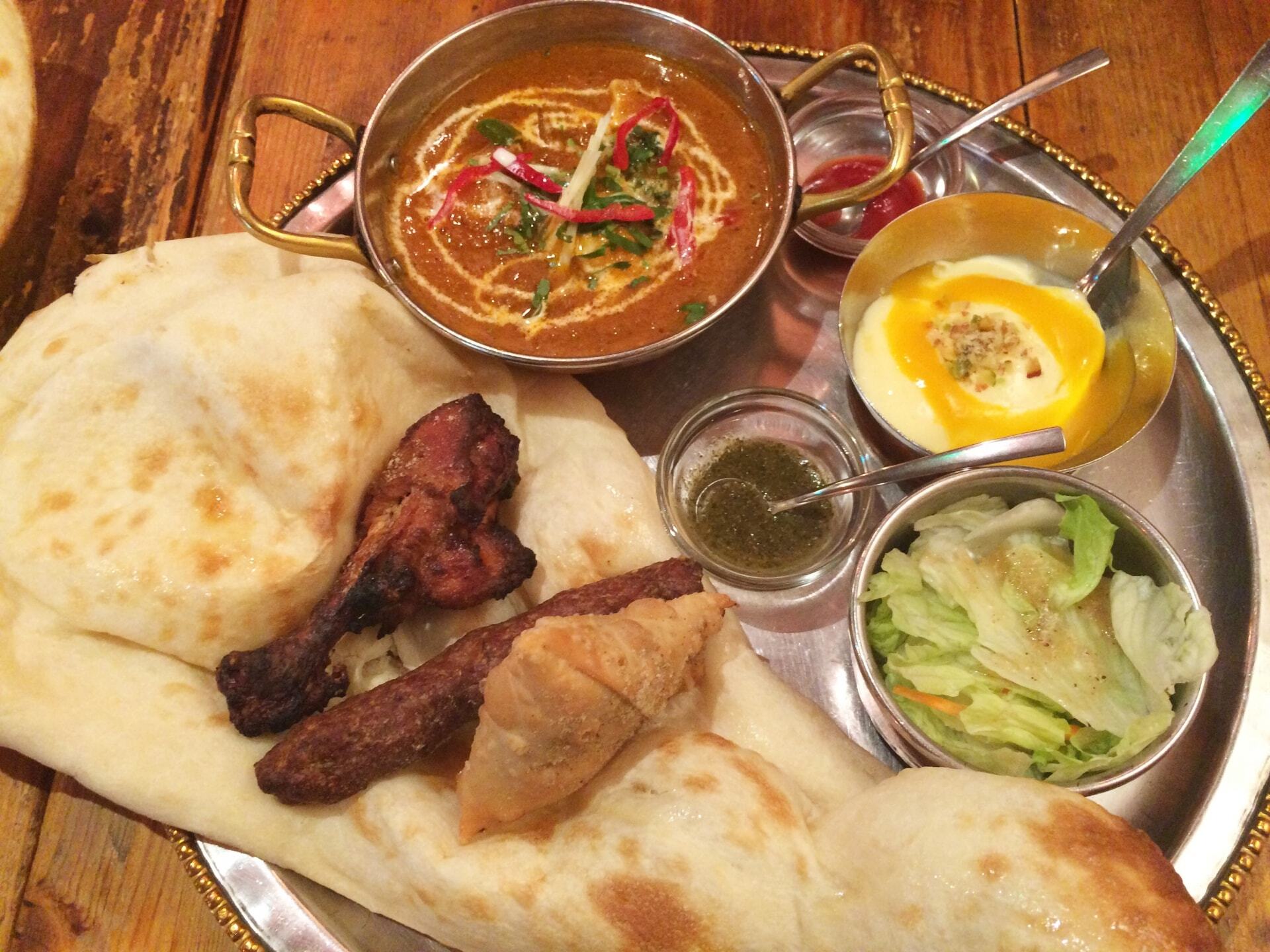 東京駅周辺の美味しいカレー店特集 ナンもライスもお気に入りを見つけよう Jouer ジュエ