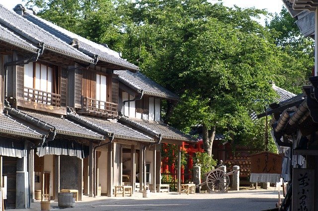 彦根観光で人気の夢京橋キャッスルロードを紹介 風情ある城下町で食べ歩きも 8ページ目 Jouer ジュエ