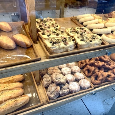 梅田でコスパ抜群のパン食べ放題を 時間無制限で楽しめるお店も Jouer ジュエ