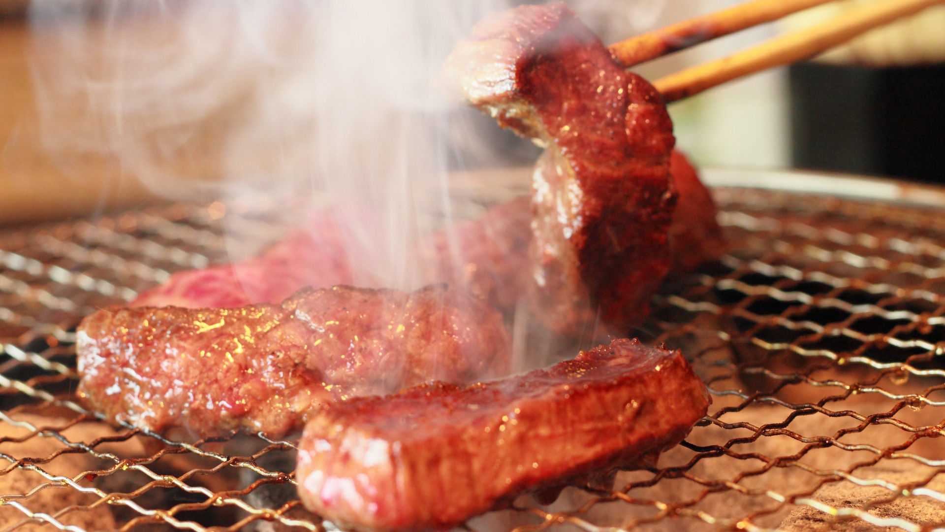 大阪焼肉 ふたご ははみ出るカルビが名物の焼肉店 おすすめメニューをご紹介 4ページ目 Jouer ジュエ