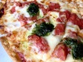 冷凍ピザの美味しい焼き方をご紹介！オーブンがなくてもフライパンでOK？