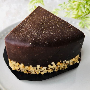 シャトレーゼのチョコレートケーキをご紹介 ホールタイプも種類が豊富 Jouer ジュエ