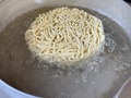 インスタントラーメンでカルボナーラが作れる！簡単でおいしいレシピは？