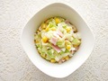 コールスローサラダを超簡単に作れるレシピをご紹介！人気店の味も再現できる？