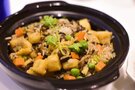 土鍋でできる超簡単な炊き込みご飯をご紹介！意外とおいしい具材は？