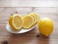 爽やかな風味がおいしいレモンジャムの作り方を伝授！簡単にできる楽チンレシピも