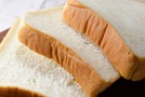 【食パン】のカロリーを徹底解説！バターやマーガリンを塗ったときの比較も