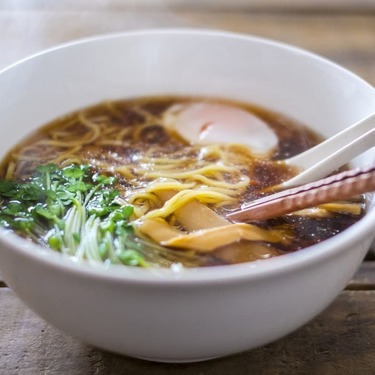 醤油ラーメンに合うおすすめトッピングtop5 玉子 チャーシュー以外には Jouer ジュエ