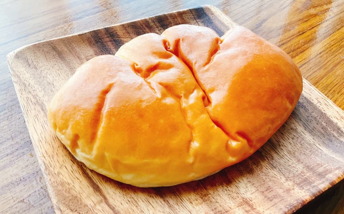 クリームパン】は日本生まれの菓子パン♡美味しいお取り寄せも | jouer[ジュエ]